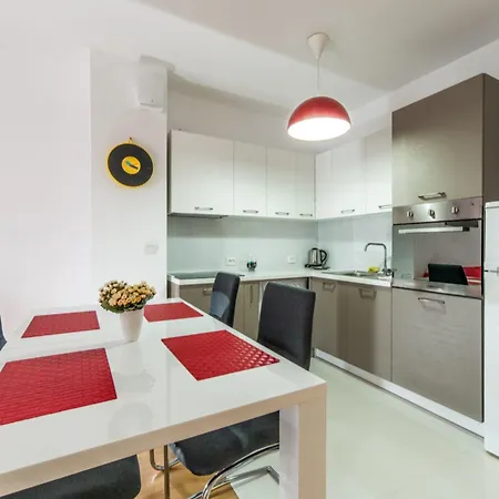 Apartamento Red Riviera Suite&lake