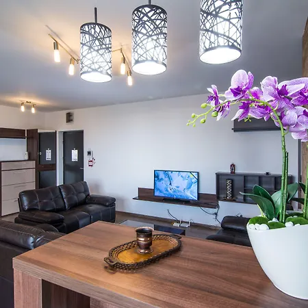 Red Riviera Suite&lake Appartamento