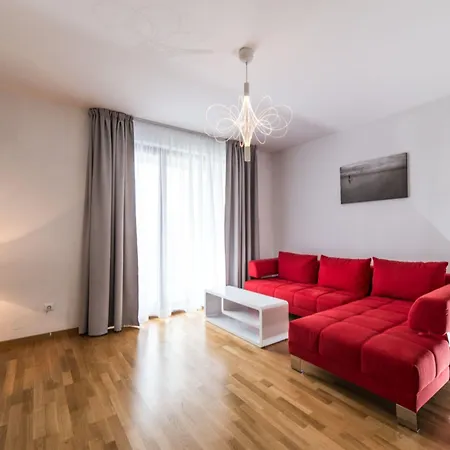 Red Riviera Suite&lake * Cluj-Napoca