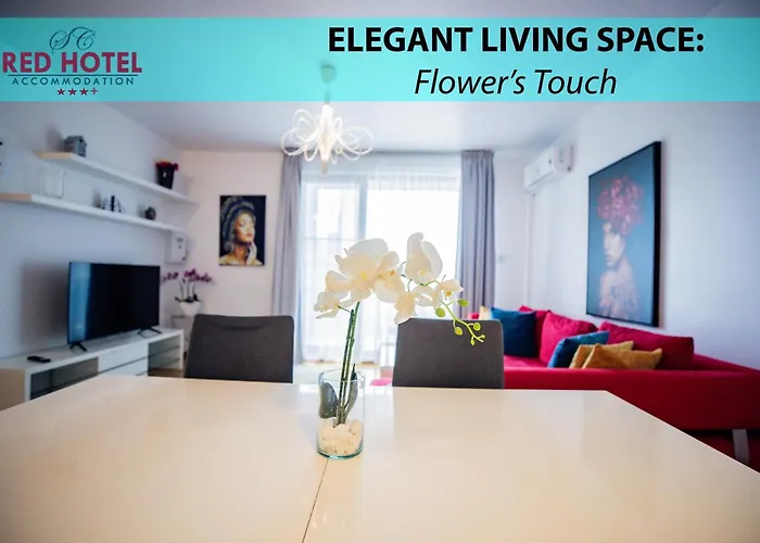 Red Riviera Suite&lake