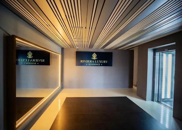 Red Riviera Suite&lake * Cluj-Napoca