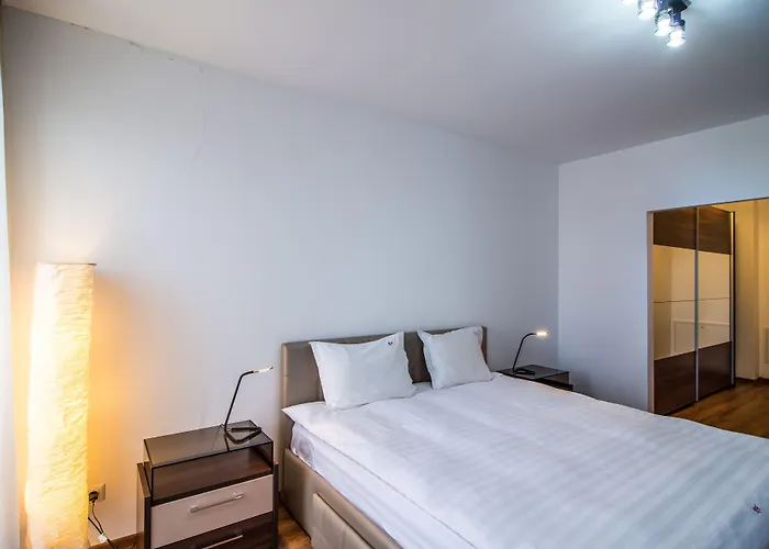 Red Riviera Suite&lake Apartament