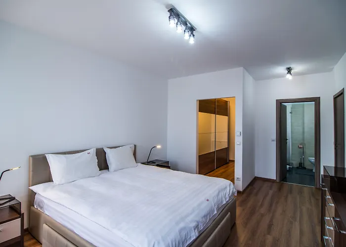 Red Riviera Suite&lake Cluj-Napoca