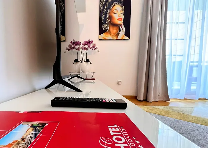 Red Riviera Suite&lake Cluj-Napoca